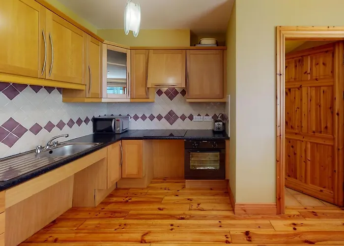 Casa vacanze Courtyard 4 Bed Sleeps 8